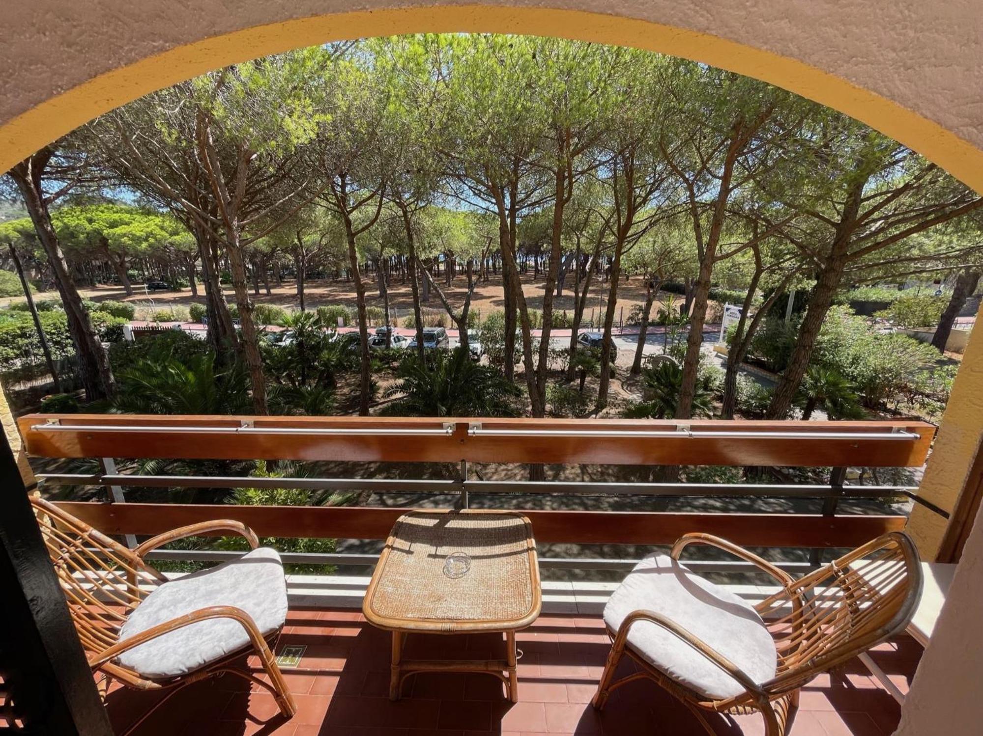Hotel Meridiana مارينا دي كامبو المظهر الخارجي الصورة