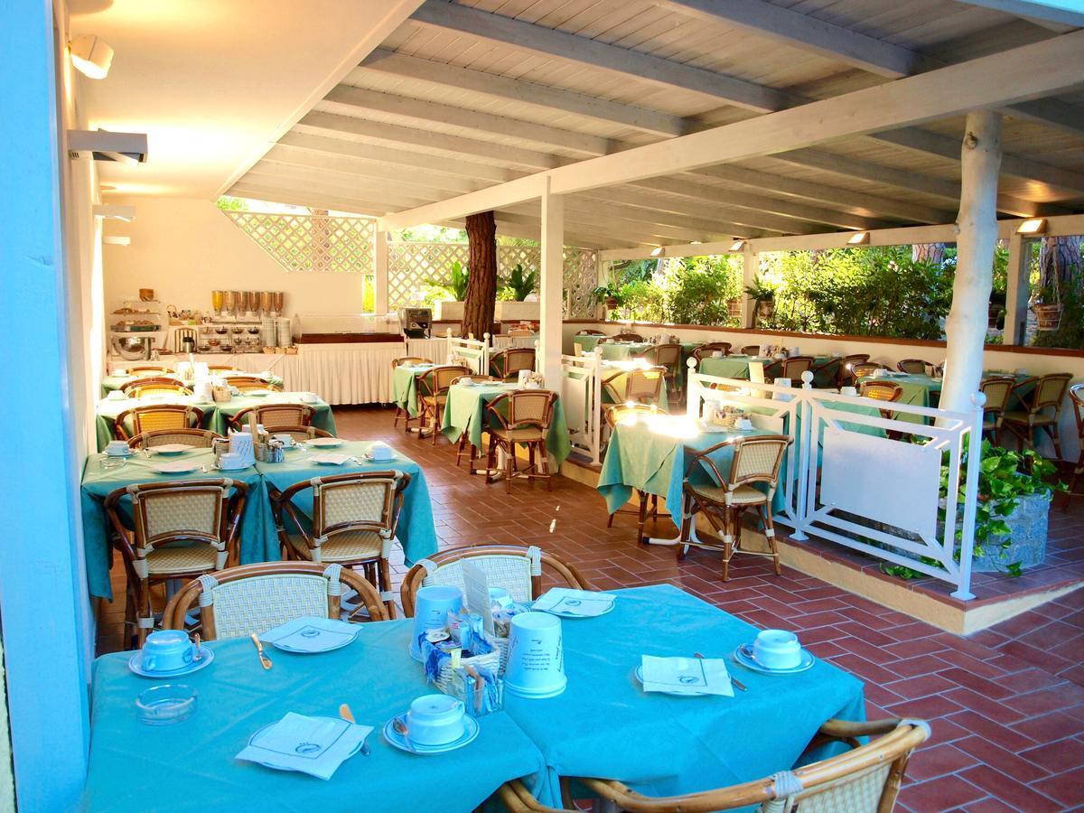 Hotel Meridiana مارينا دي كامبو المظهر الخارجي الصورة